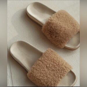 Jenni Kayne Shearling Slide Sandals Tan Size EU 39/ US 9
